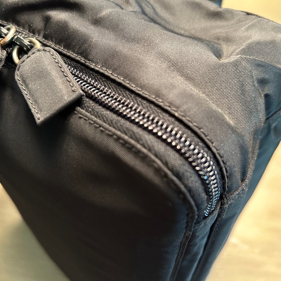 Authentic RARE PRADA Tessuto Nylon Cosmetic Toiletry Bag - Picture 10 of 16